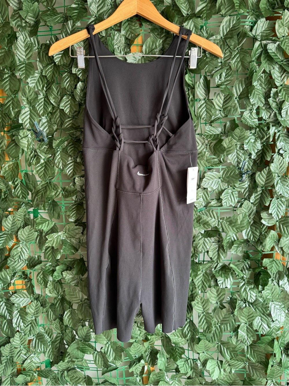 Nike Yoga Dri-FIT Luxe Women’s 5” Jumpsuit – Size XL - Picture 5 of 10